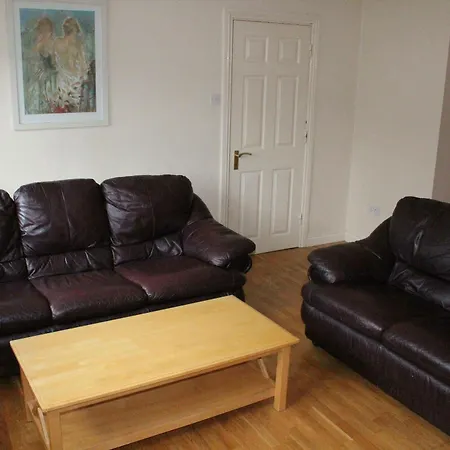 Spanish Arch Apartment