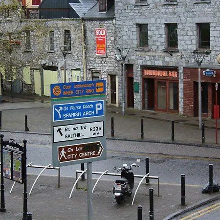Apartment Spanish Arch Galway